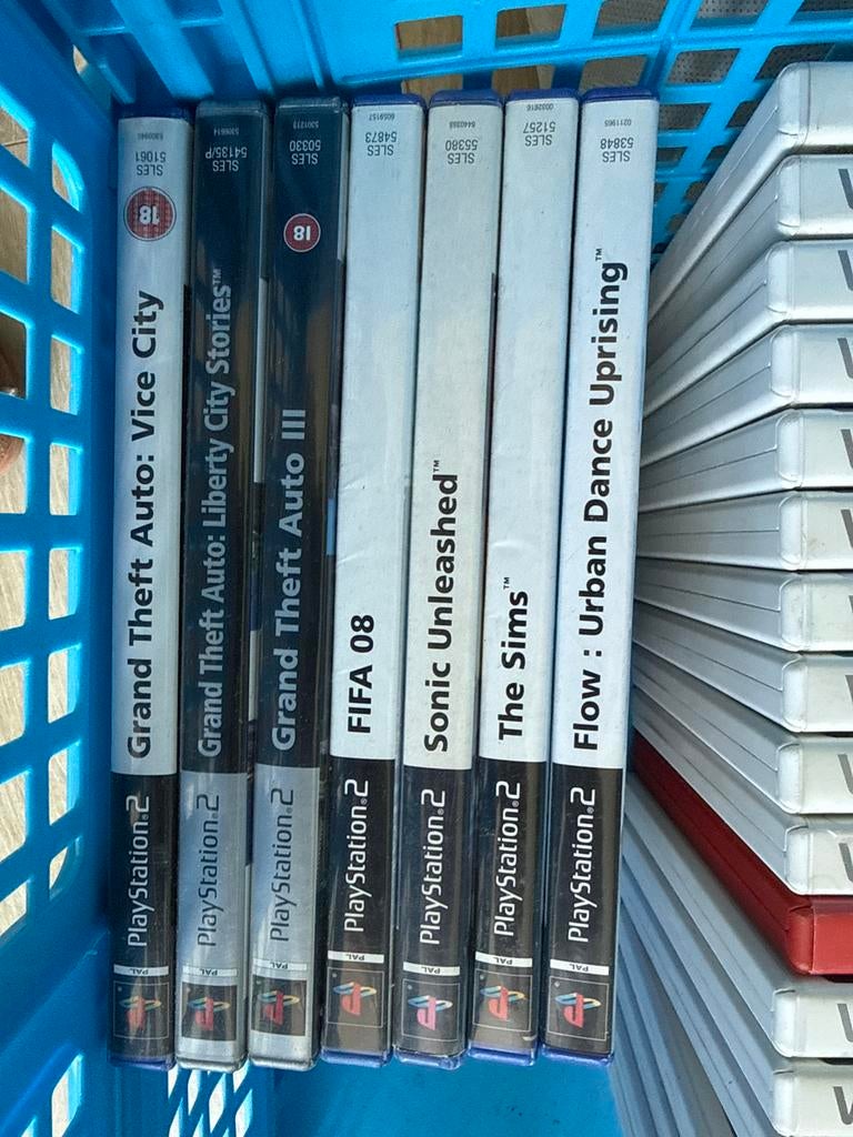 PS2 Games: GTA, FIFA 08, Sonic Unleashed, The Sims, Flow, Gebruikt, Vanaf 18 jaar, Overige genres, 1 speler