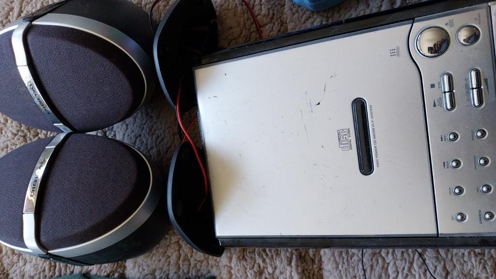 Xiron radio cd speler met 2 boxen, Ophalen of Verzenden