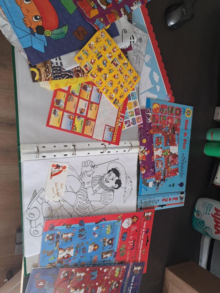 Sinterklaas en zwarte piet pakket scrapbook, Diversen, Ophalen of Verzenden, Zo goed als nieuw
