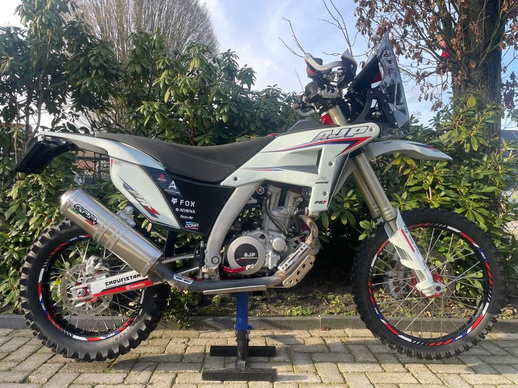 AJP PR7 2025 - foto 2