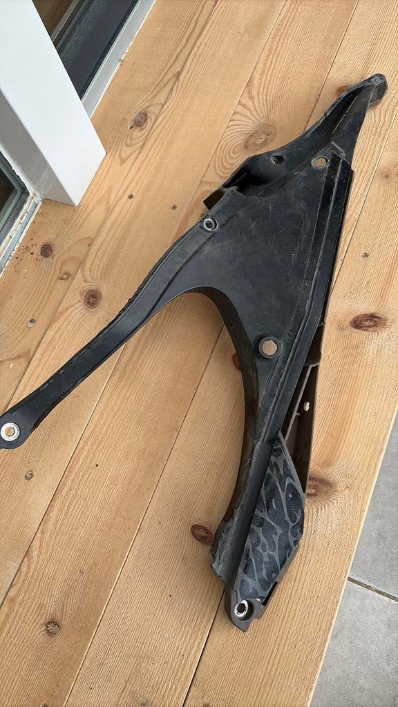 Husqvarna composite subframe linkerdeel FC 350 2019, Motoren, Ophalen of Verzenden, Gebruikt