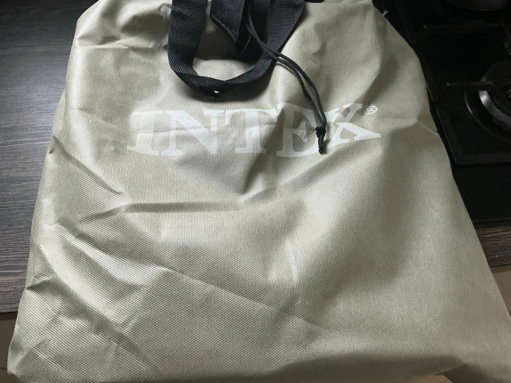 Intex 1-persoons zelfopblaasbaar luchtbed met USB-pomp, Ophalen, Nieuw, Elektrisch