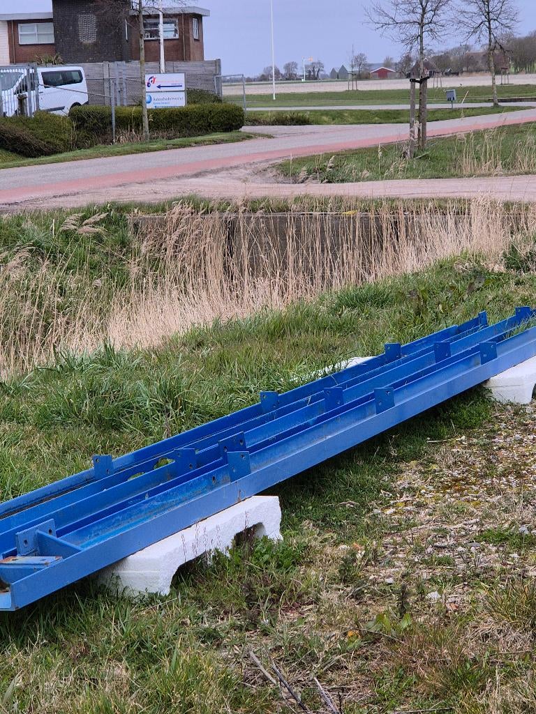 entresol verdiepingsvloer, Ophalen