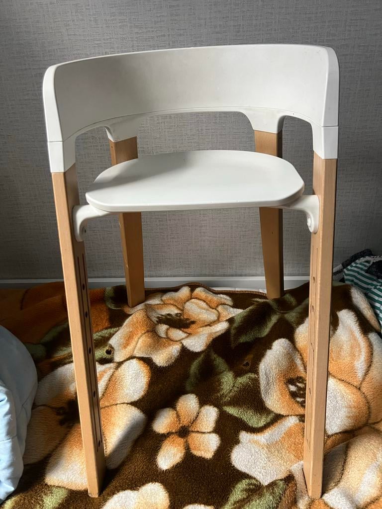 Stokke Tripp Trapp Meegroeistoel Wit/Hout, Kinderen en Baby's, Kinderstoelen, Gebruikt, Meegroeistoel, Ophalen of Verzenden