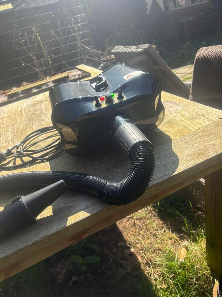 Waterblazer Tools 2 Groom, Dieren en Toebehoren, Ophalen, Zo goed als nieuw