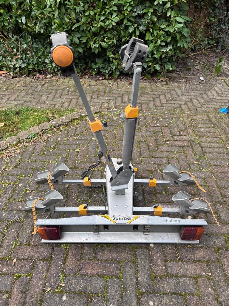 Spinder Falcon fietsendrager voor 2 fietsen, Auto diversen, Fietsendragers, Ophalen, 2 fietsen, Gebruikt, Trekhaakdrager