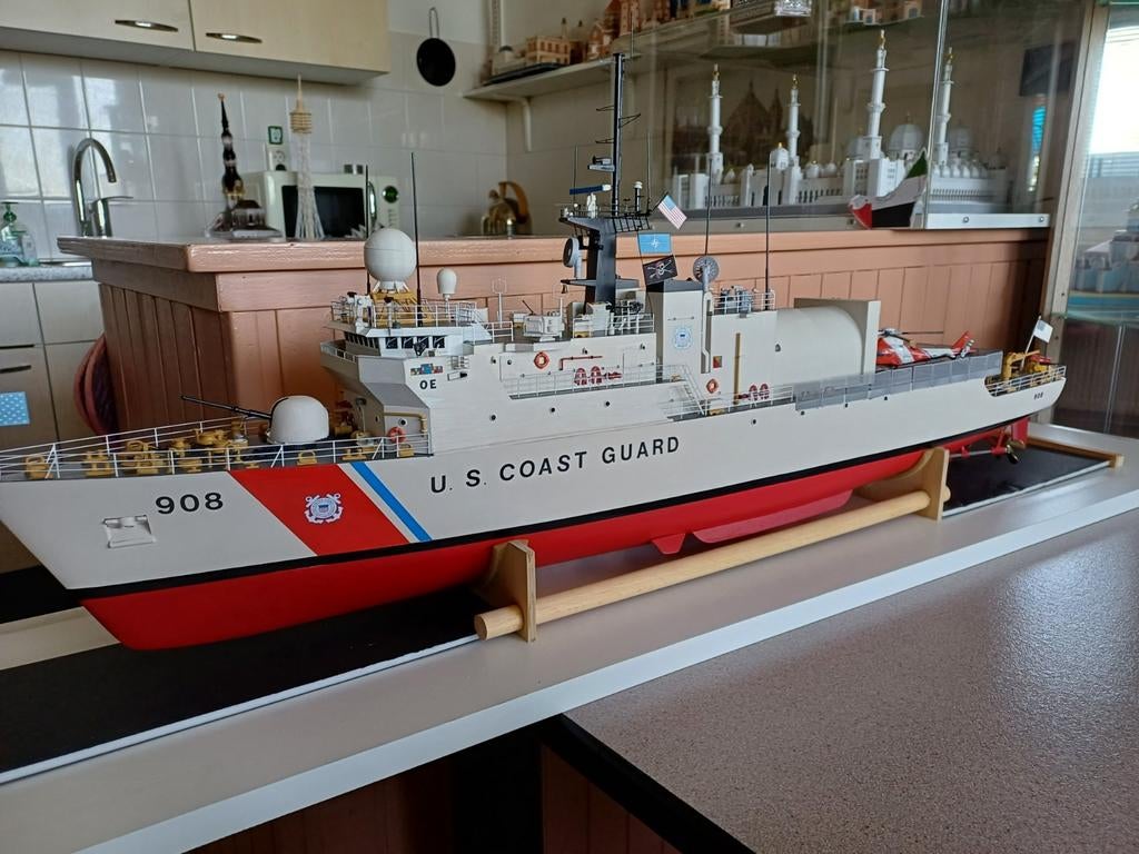 Statisch scheepsmodel 1:100, Ophalen