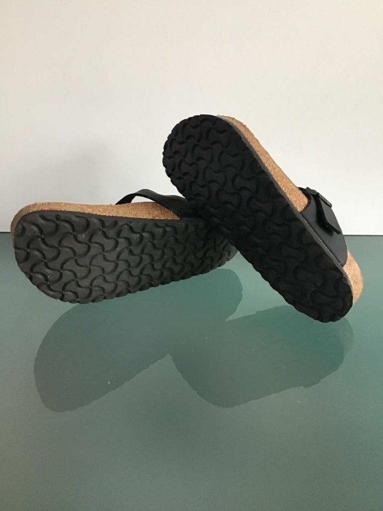 Birkenstock Gizeh 38 | zwart | Gratis verzenden, Slippers, Verzenden, Zwart, Zo goed als nieuw