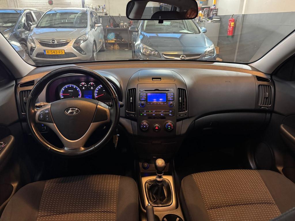 Hyundai I30 1.6i Dynamic |AIRCO|EL.RAMEN|ISOFIX, Voorwielaandrijving, Stof, Gebruikt, 4 cilinders