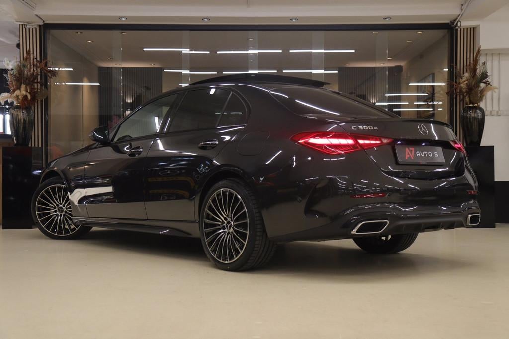 Mercedes-Benz C-klasse 300 E AMG Line / PANO/HUD/CARPLAY/SFE, Automaat, 4 cilinders, 167 km/l, Bedrijf