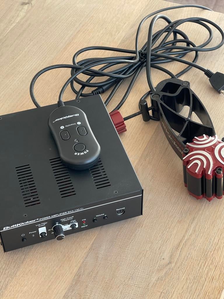 Buttkicker Gamer 2, Ophalen of Verzenden, Zo goed als nieuw