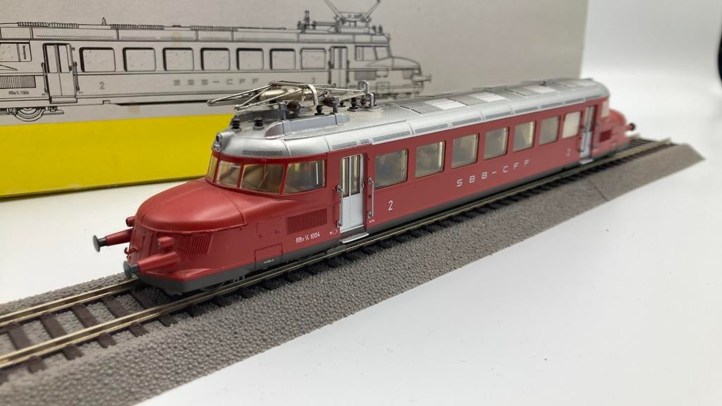 TRIX Roodpijl 1004, Trix, Ophalen of Verzenden, Zo goed als nieuw, Gelijkstroom