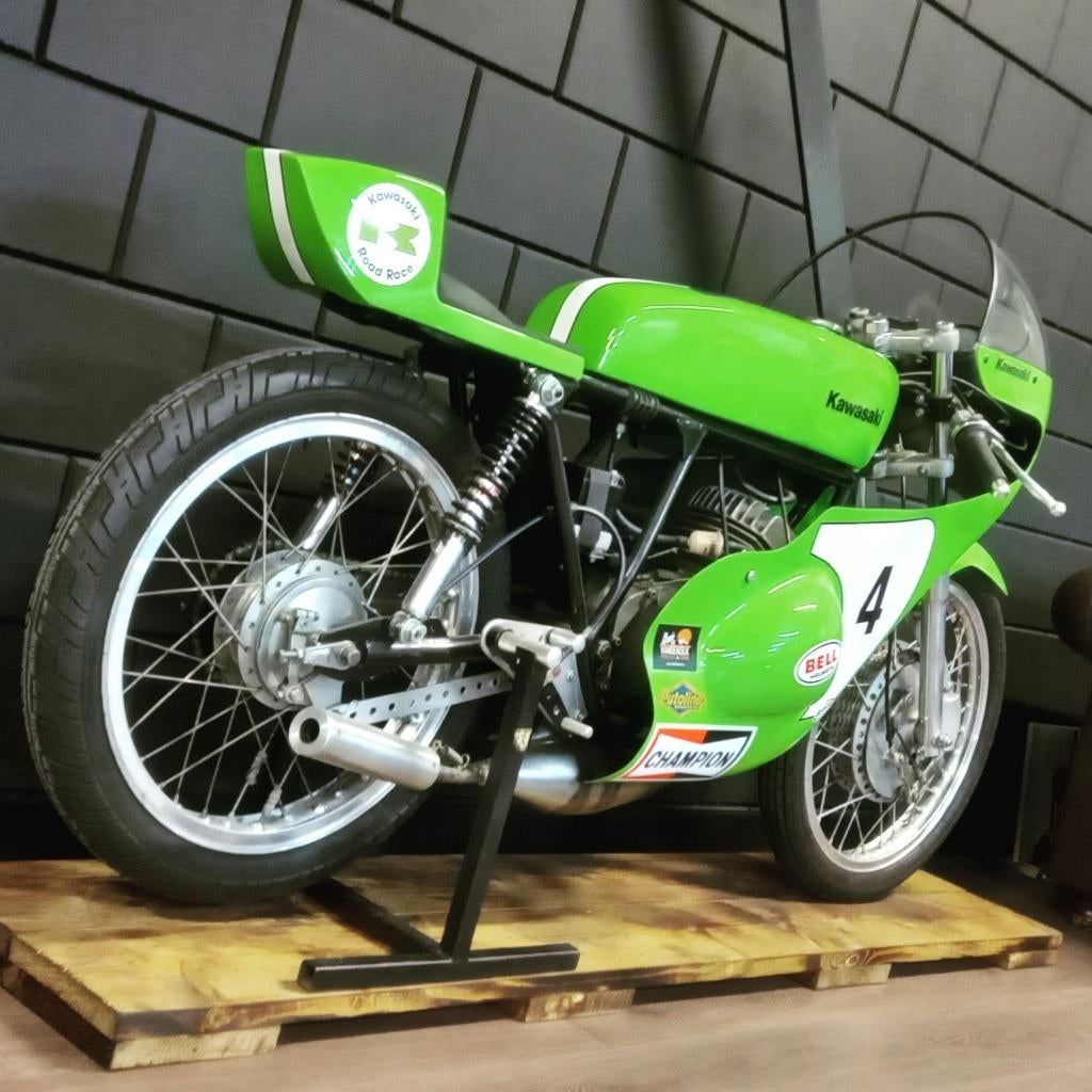 Kawasaki 125 GP 2Takt roterende inlaat - Classic Racer UNIEK, Motoren, Sport, 125 cc, 1 cilinder