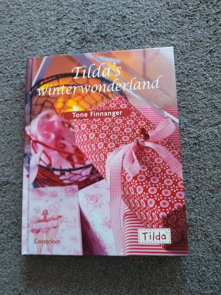 Tilda's winterwonderland  Tone Finnanger, Ophalen of Verzenden, Zo goed als nieuw, Overige onderwerpen, Tone Finnanger