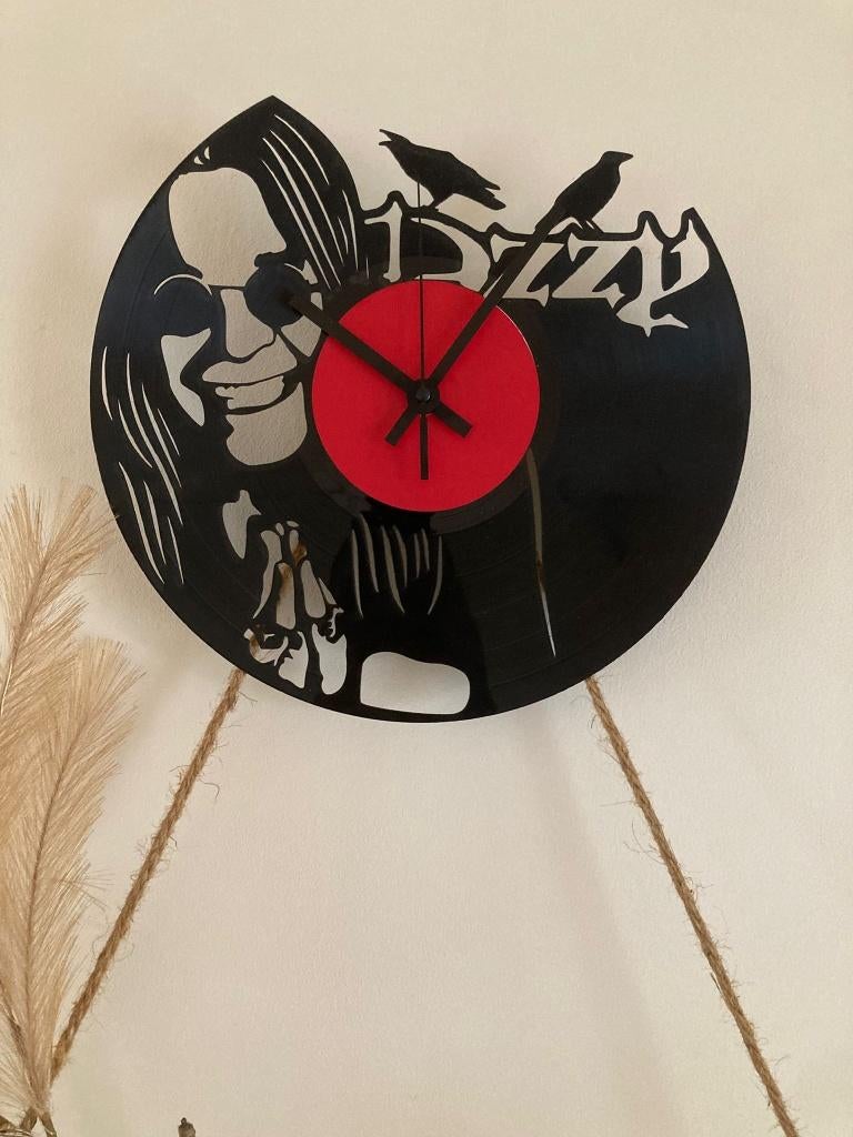 Handgemaakte vinyl LP wandklok – uniek decorstuk (30 cm), Huis en Inrichting, Woonaccessoires | Klokken, Verzenden, Nieuw, Analoog