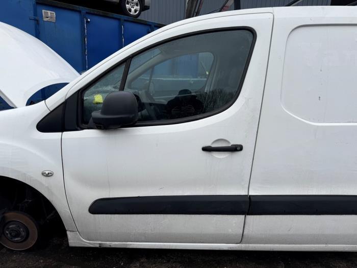 Portier 2Deurs links van een Peugeot Partner (EWP), Gebruikt, -, Deur, -