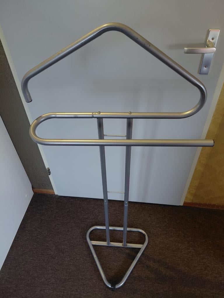 Dressboy,kledingrek., Ophalen