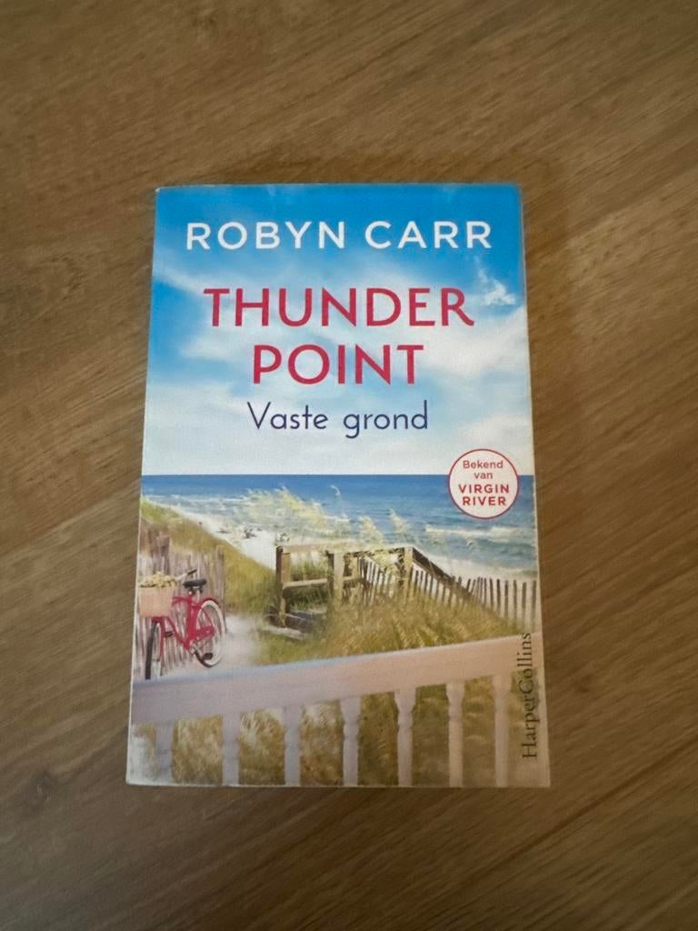 Thunder Point - Robyn Carr, Ophalen of Verzenden, Gelezen, Nederland