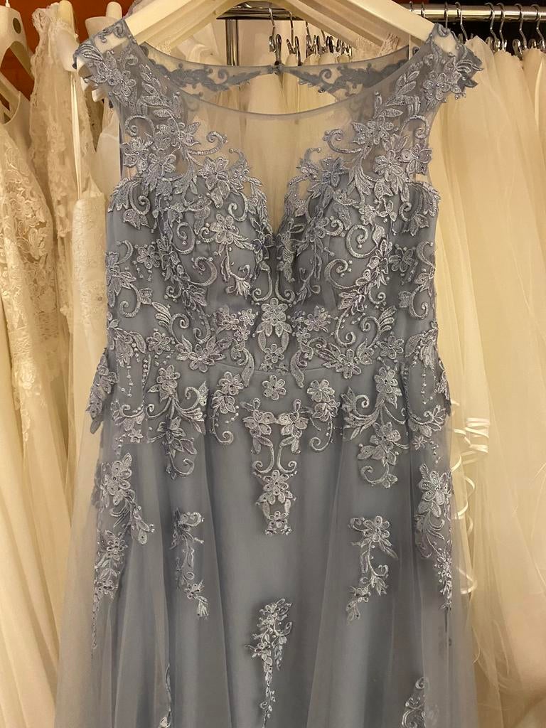 2e huwelijk? Iets oudere bruid? Grotere maat? Volop keus, Kleding | Dames, Trouwkleding en Trouwaccessoires, Ophalen, Nieuw, Blauw