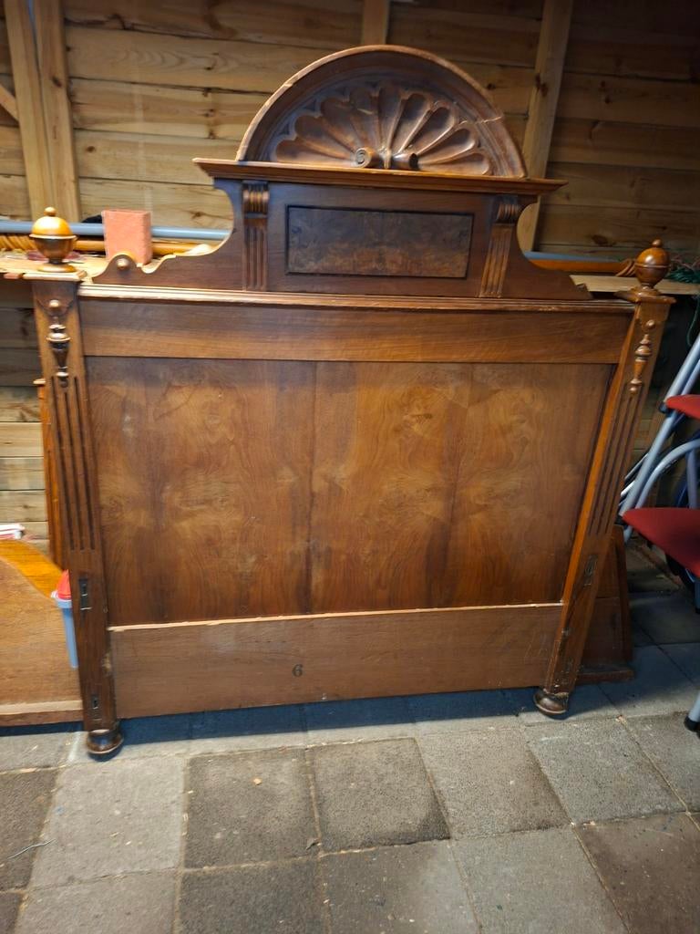 Slaapkamer bed slavonisch Eiken, Ophalen of Verzenden