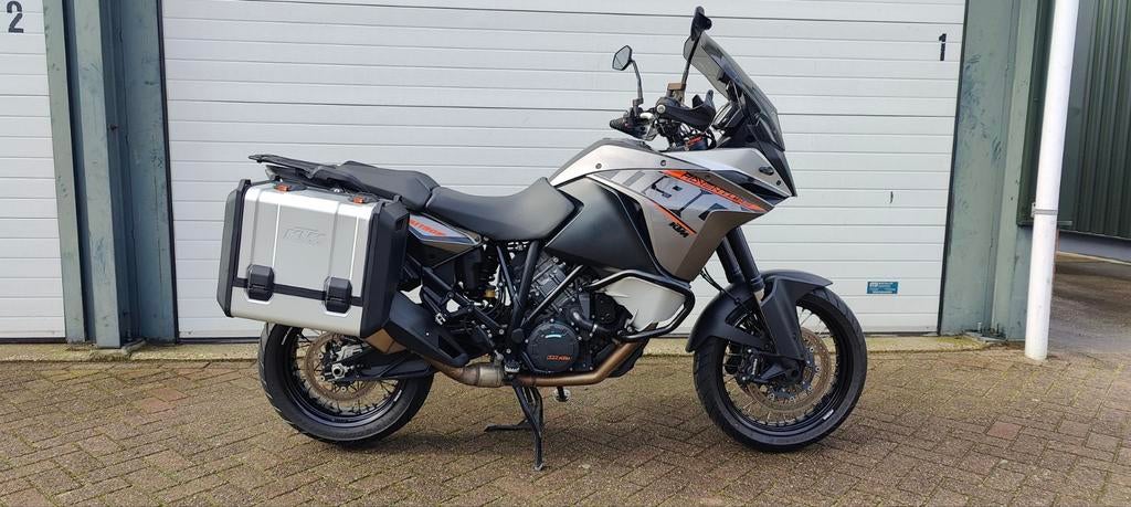 KTM 1190 Adventure (2016) dealer onderhouden