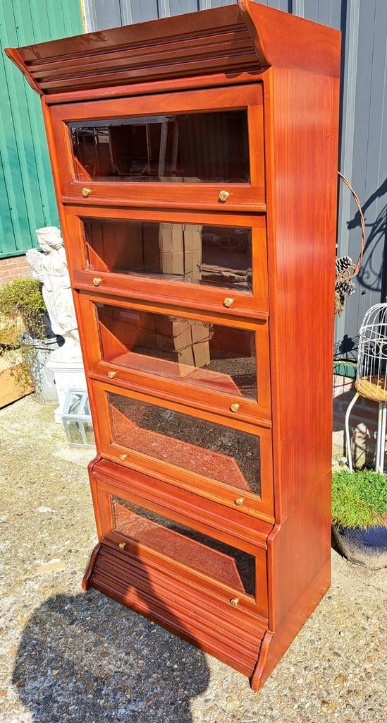 Klassieke Mahonie vitrinekast, boekenkast (Globe Wernicke, Huis en Inrichting, Kasten | Boekenkasten, Ophalen of Verzenden, Zo goed als nieuw