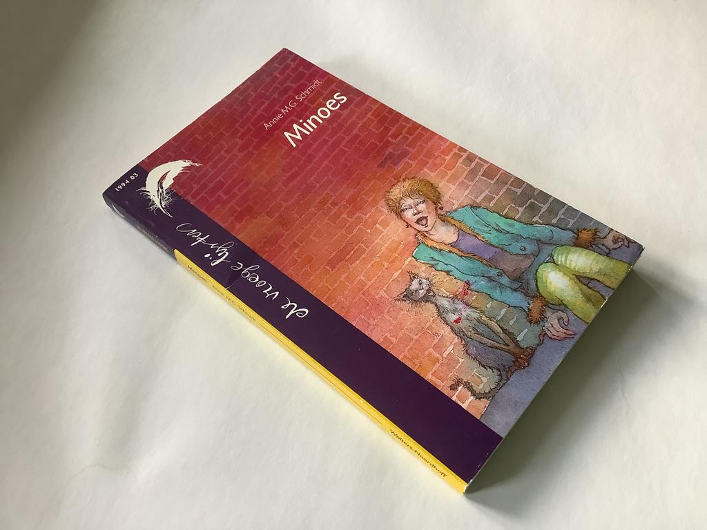 Minoes - Annie M.G. Schmidt, Boeken, Ophalen of Verzenden, Gelezen, Fictie algemeen