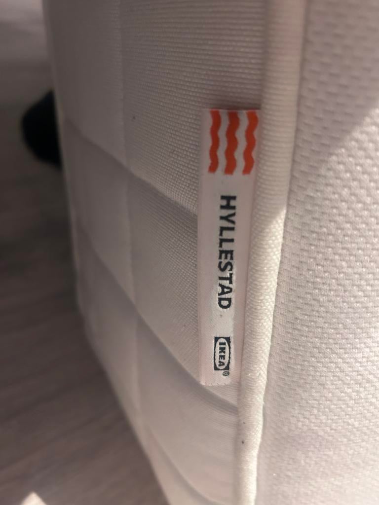 Ikea Hyllestad kwaliteitsmatras, Ophalen, Eenpersoons, Zo goed als nieuw, 80 cm