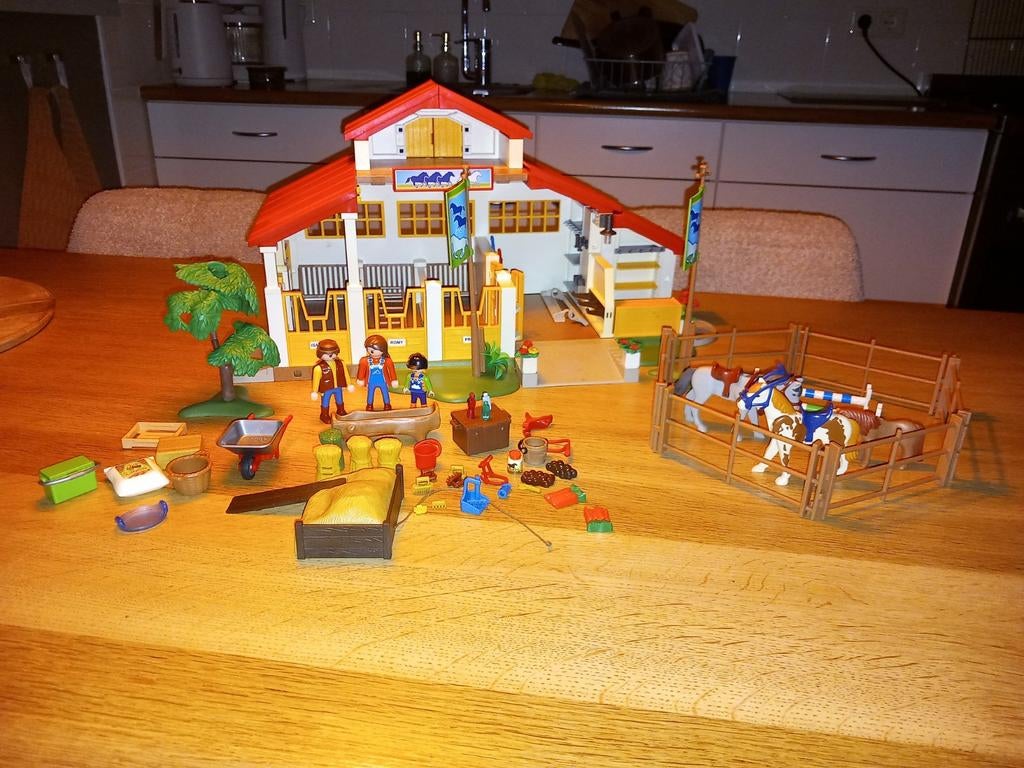 Playmobil paardenmanege 4190, Kinderen en Baby's, Speelgoed | Playmobil, Ophalen of Verzenden, Zo goed als nieuw