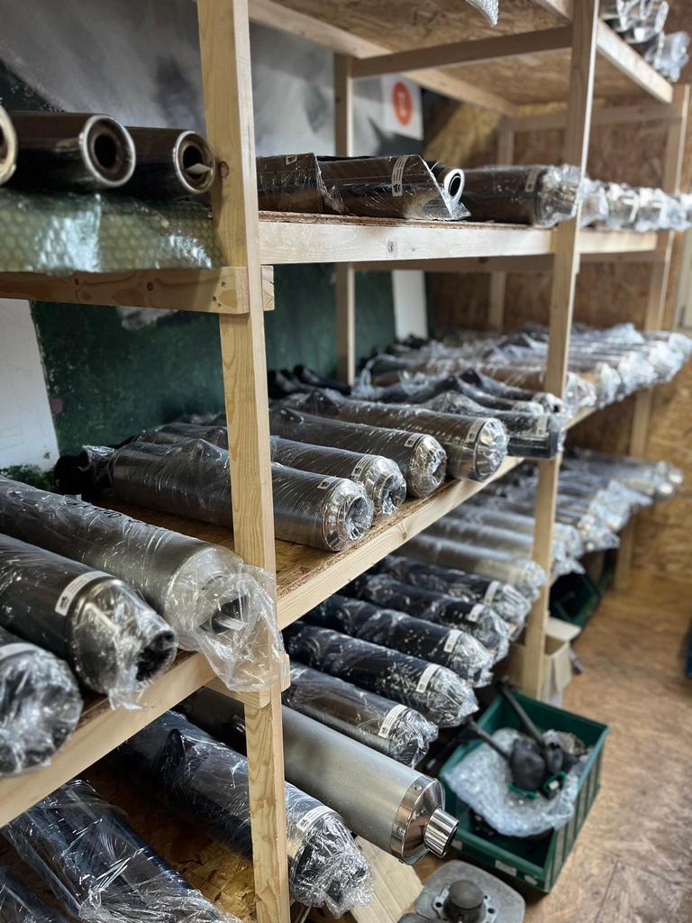 Originele uitlaat dempers Kawasaki, Motoren, Ophalen of Verzenden, Gebruikt