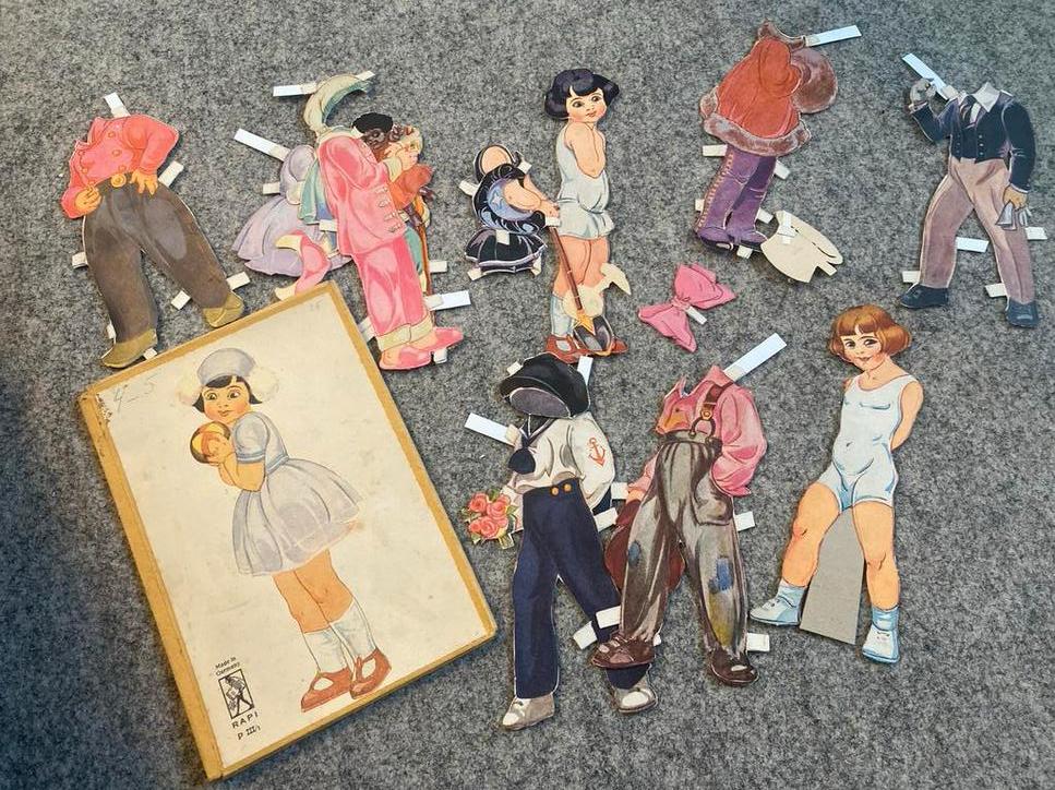 Vintage Papieren Aankleedpoppen, Ophalen of Verzenden
