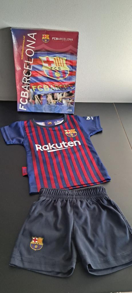 Fc barsalona pakje, Sport en Fitness, Voetbal, Maat XS of kleiner, Ophalen of Verzenden, Nieuw, Shirt