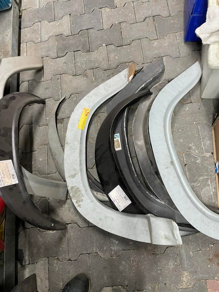 BMW spatbordranden achter binnen en buiten, Auto-onderdelen, Carrosserie en Plaatwerk, BMW, Nieuw, Verzenden