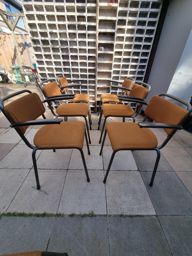 Vintage stoelen als Gispen th Delft schoolstoelen armleuning, Ophalen, Gebruikt, Bruin