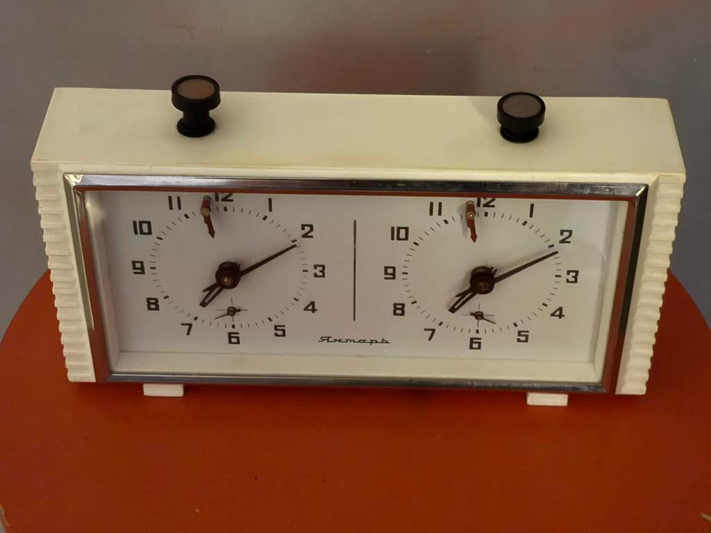 SCHAAKKLOK JANTAR USSR, Ophalen of Verzenden