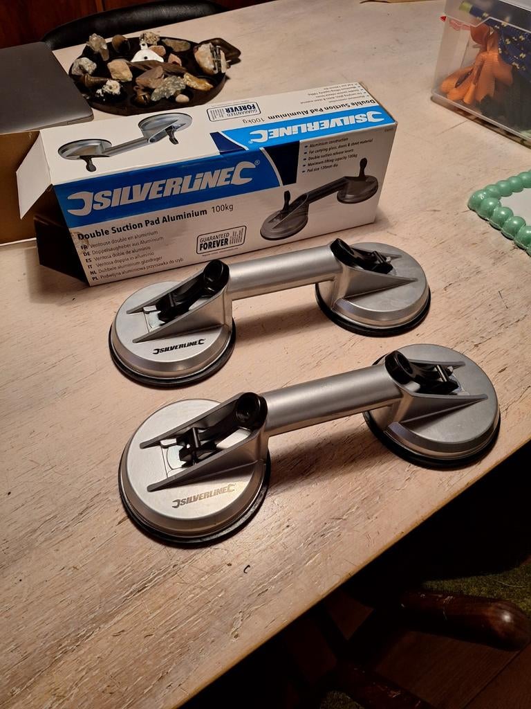 2x Glasdrager Zuignappen - 100kg Draagkracht per stuk, Ophalen of Verzenden, Zo goed als nieuw