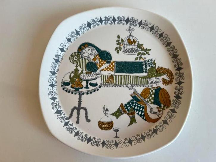 Noors Figgjo Fajanse Five O’Clock Ontbijtbord Turi Design, Antiek en Kunst, Antiek | Servies los, Ophalen of Verzenden