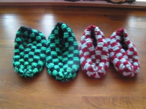 Gehaakte kinderslofjes. 2 paar., Ophalen of Verzenden, Nieuw, Jongen of Meisje, Overige typen