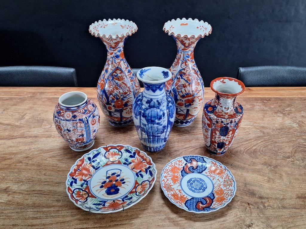 lot 7st Japans Imari porselein paar kraagvazen vaas borden, Antiek en Kunst, Ophalen of Verzenden