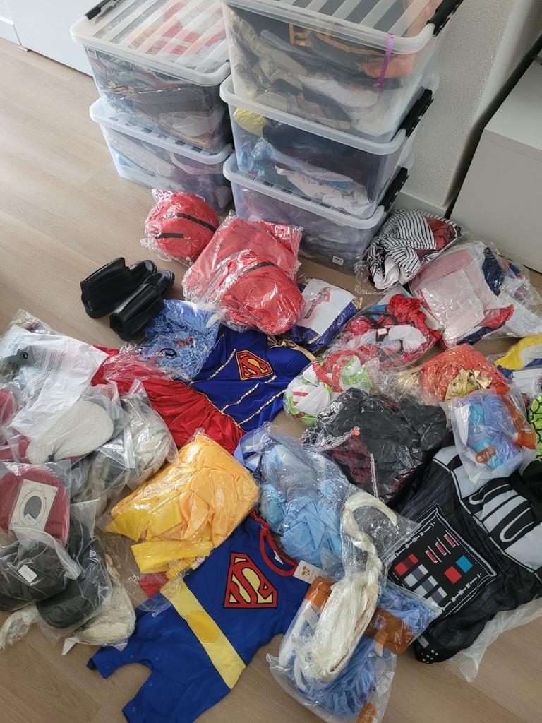 Cosplay Kleding Aangeboden Nieuw in verpakking, Hobby en Vrije tijd, Kostuums, Theaterbenodigdheden en LARP, Ophalen of Verzenden