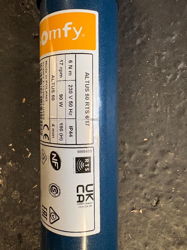 Somfy Altus 50 RTS 6/17, Doe-het-zelf en Verbouw, Rolluiken, Gebruikt, Minder dan 100 cm, Wit, Ophalen of Verzenden