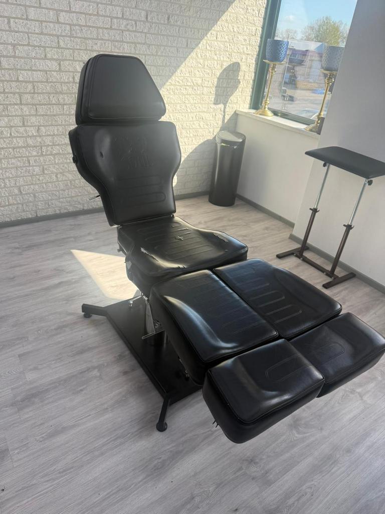 Tattoo/behandel stoel, Ophalen, Gebruikt, Zwart, Eén