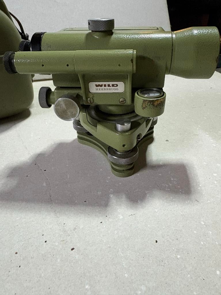 Wild NK10 meetinstrument - Optisch waterpasinstrument, Ophalen, Gebruikt, Overige meters