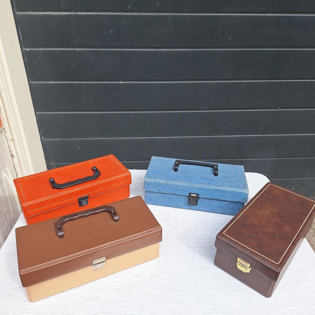 4 Vintage Koffertjes voor Cassettebandjes, Verzamelen, Retro, Ophalen of Verzenden, Huis en Inrichting