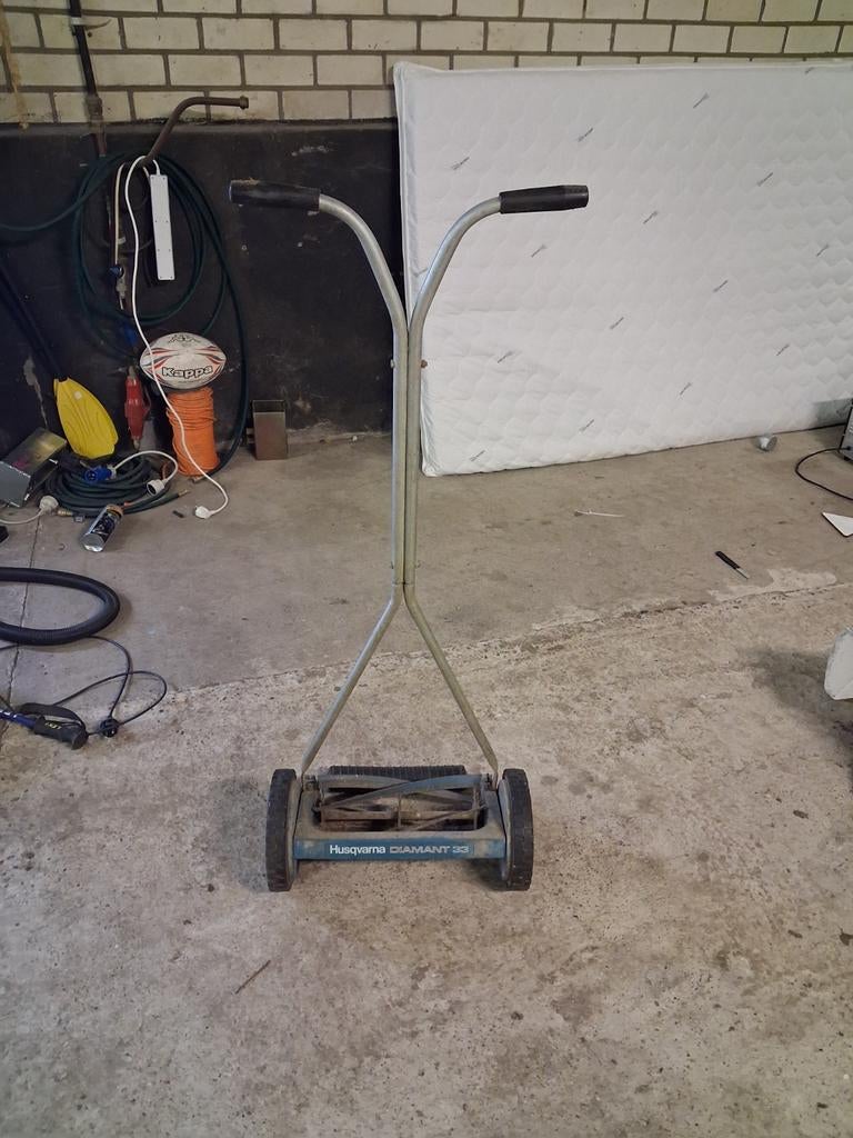 Husqvarna Diamant 33 Handgrasmaaier, Tuin en Terras, Ophalen, Gebruikt, Handgrasmaaier, 30 t/m 39 cm