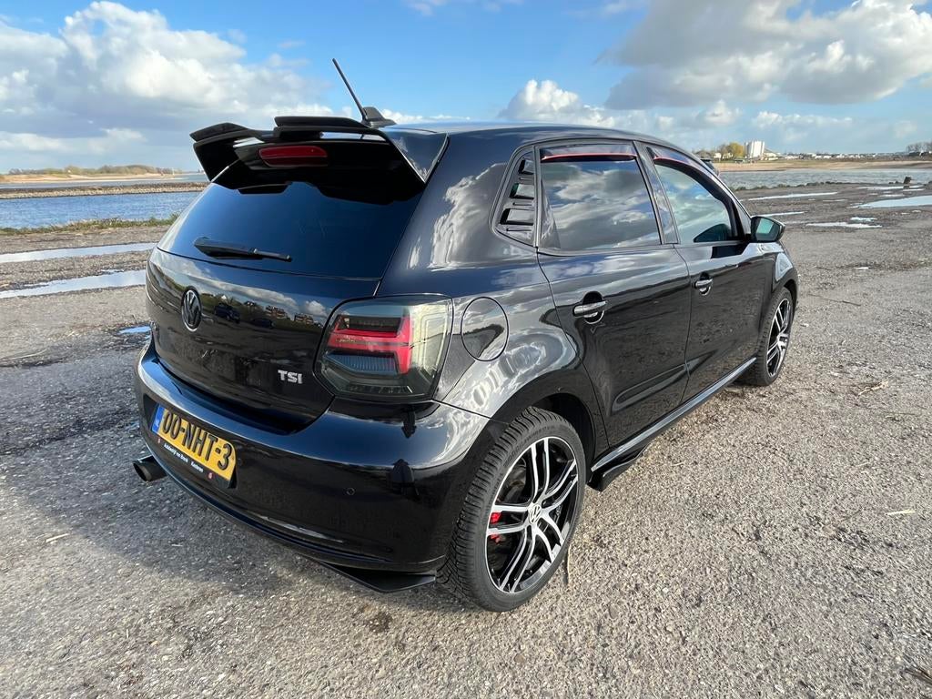 VW Polo APK 03-2027 nét grote beurt gehad en nieuwe banden!, 40 €/maand, Zwart, 4 cilinders, Zwart