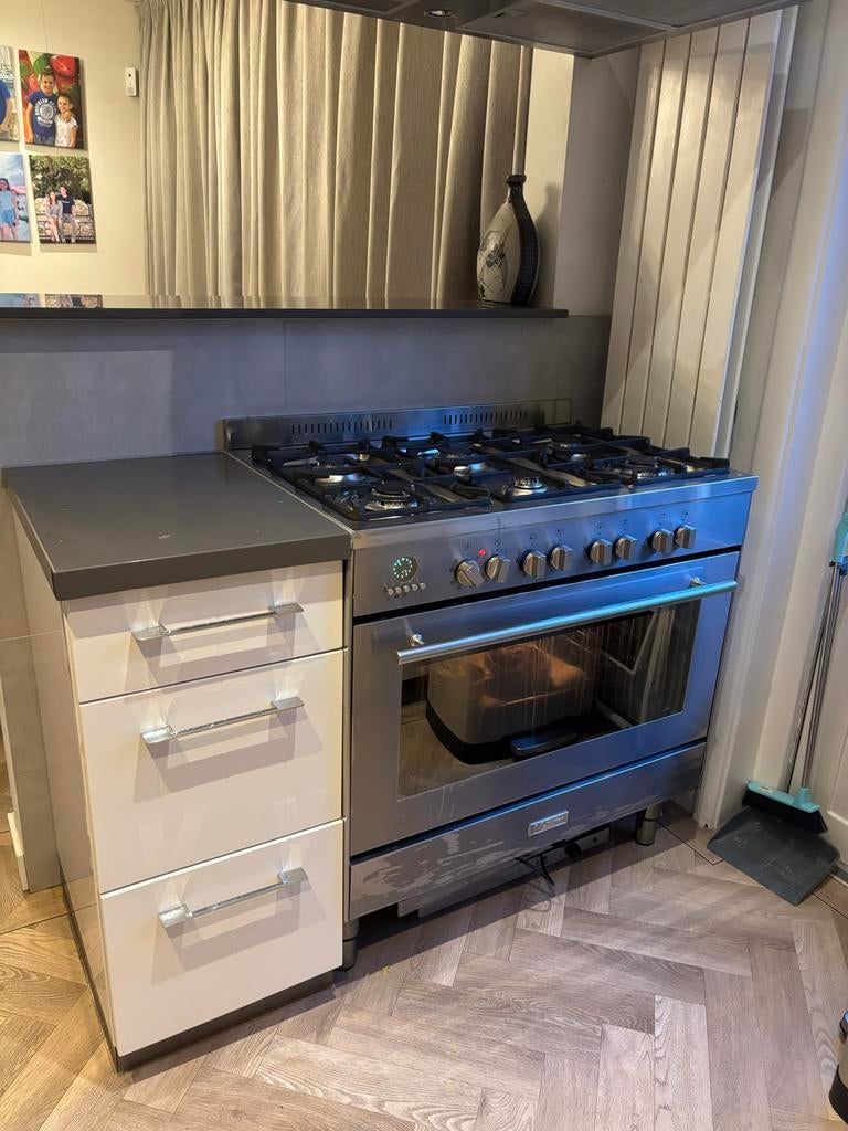 Mooie keuken in nette staat, Huis en Inrichting, Keuken | Complete keukens, Ophalen, Gebruikt, Hoekkeuken, Hoogglans of Gelakt