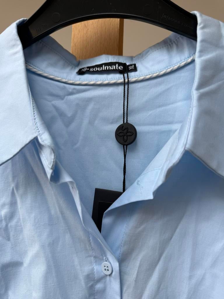 Lichtblauwe blouse House of Soul XL, Ophalen of Verzenden, Nieuw, Maat 46/48 (XL) of groter, Blauw