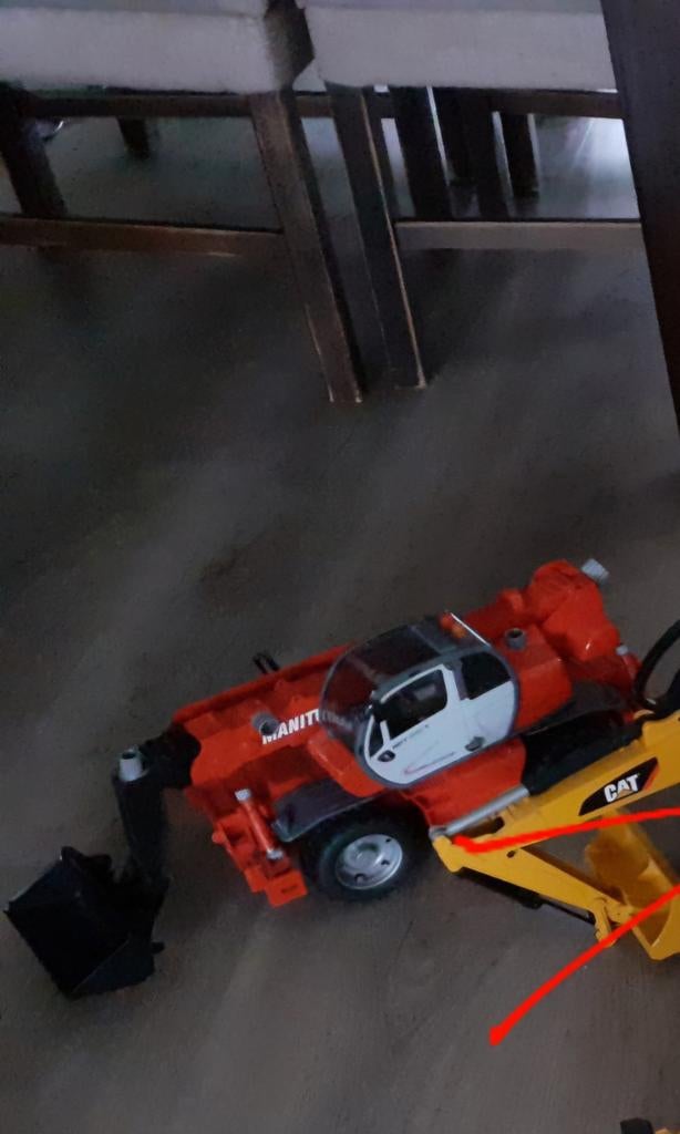 Bruder Manitou, Ophalen of Verzenden, Zo goed als nieuw