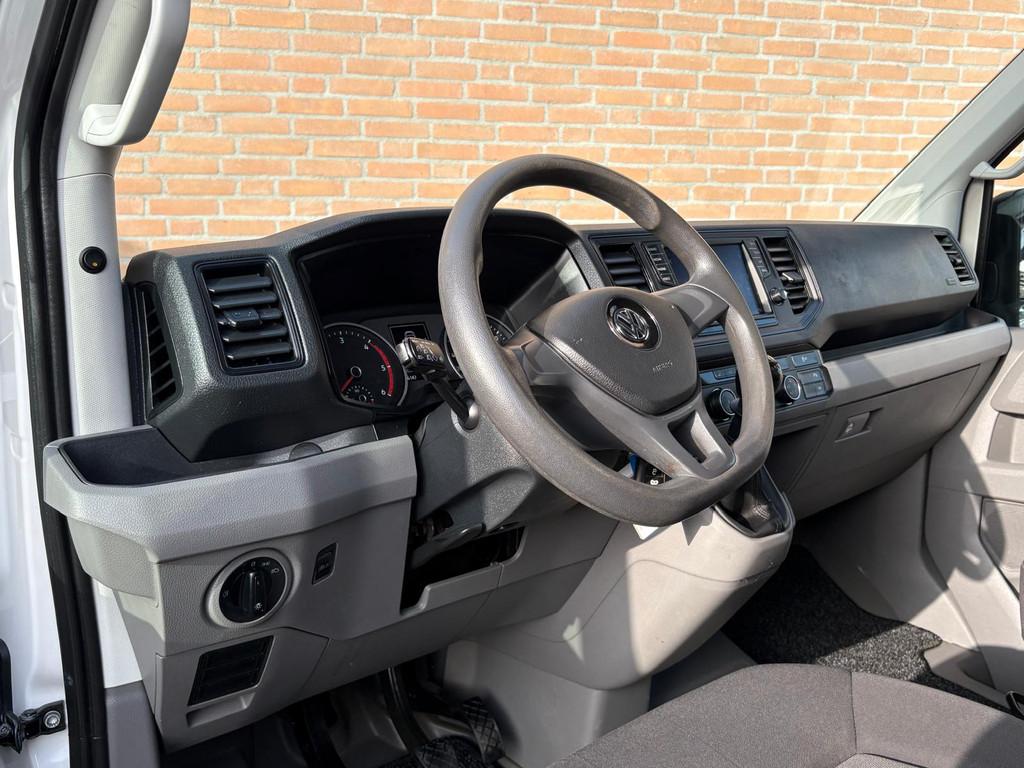 Volkswagen Crafter 2.0TDI 140PK L3H2 / Complete Inrichting /, Voorwielaandrijving, Stof, Gebruikt, Zwart